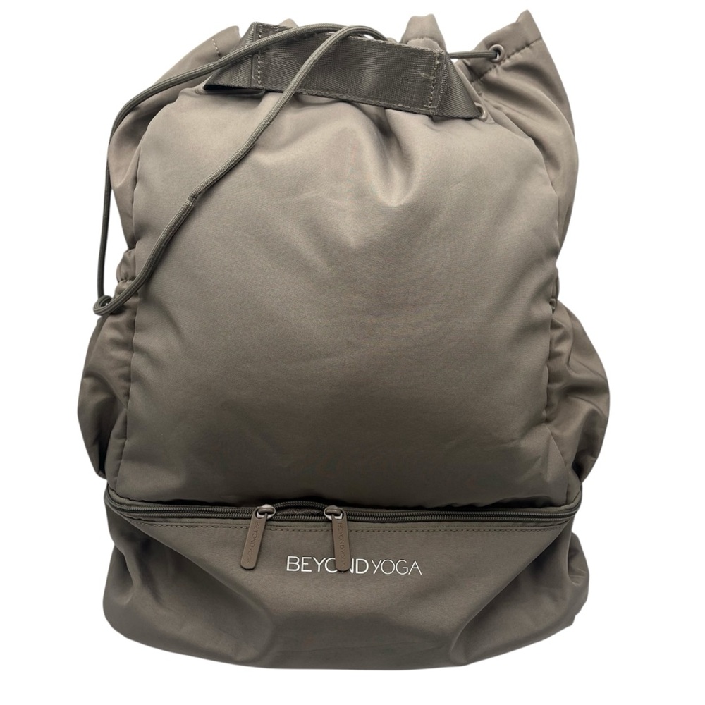 Beyond Yoga Convertible Gym Bag Backpack In Birch Gray - Picture 2 of 10